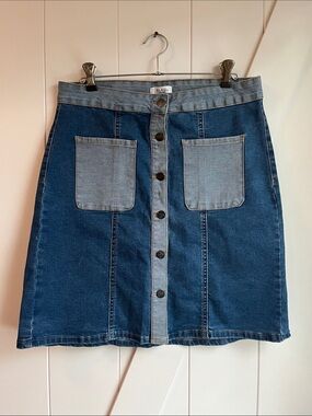Two-Tone Blue Denim A-Line Skirt with Front Buttons